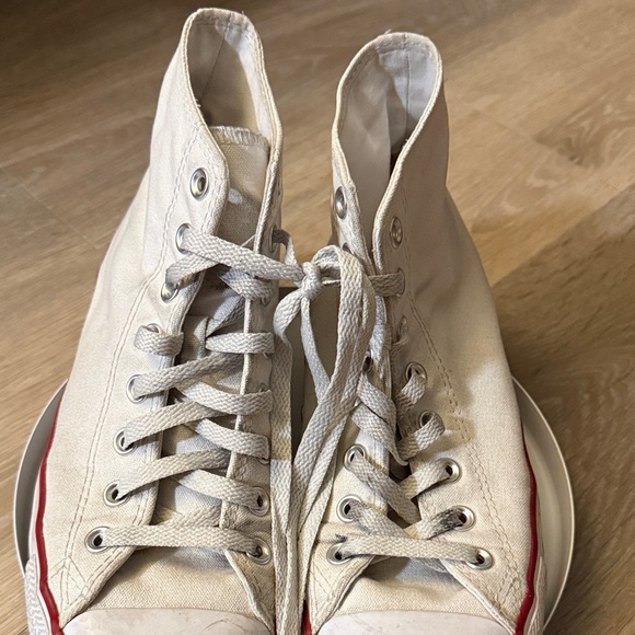 Converse High-Top Sneakers in White and Red - Picture 5 of 17